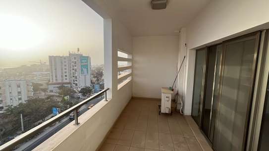 Appartement lumineux avec balcon  F4 à Mermoz image 6