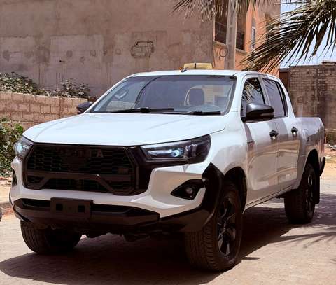 Toyota hilux 2017 manuel diesel image 14