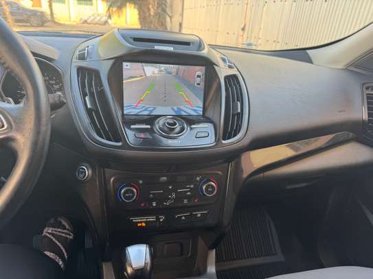 ford escape image 2