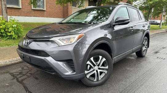 Toyota rav4 image 3