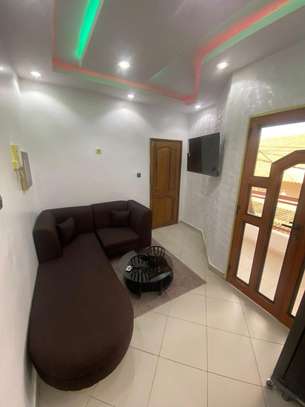 Studio Vip meublé à louer à Liberté 6 image 2