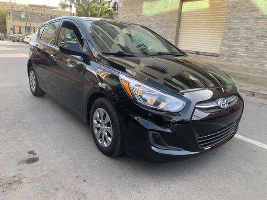 Hyundai  🔘 Modèle : ACCENT  🔘 Année :  2017 image 2