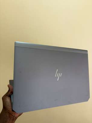 GAMER HP ZBOOK 15 I7 image 6