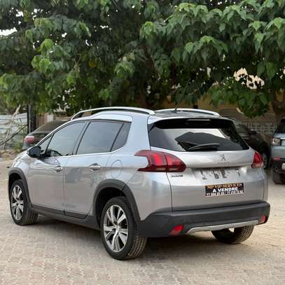 Peugeot 2008 allure 2017 manuel diesel venant image 7
