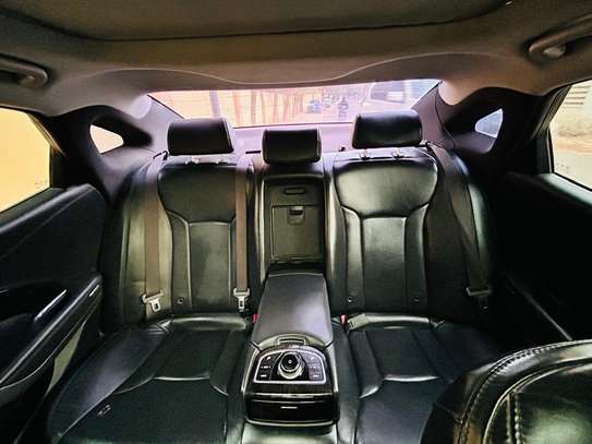 À vendre Hyundai Grandeur HG300 image 5