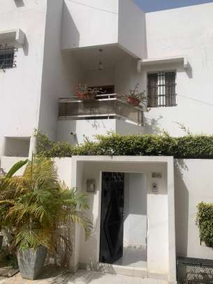 Villa à vendre sacré cœur 3 image 2