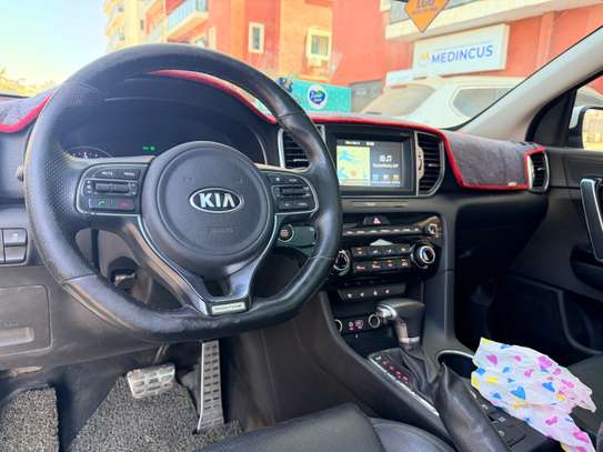 Kia Sportage SUV compact blanc feux LED image 13