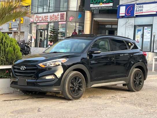 Hyundai Tucsson image 3