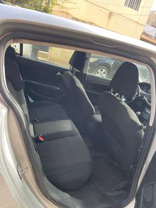 Peugeot 308 image 5