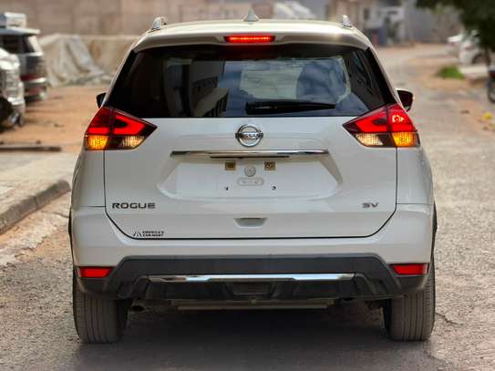 Nissan rogue image 12