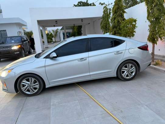 HYUNDAI ELANTRA 2019 image 7