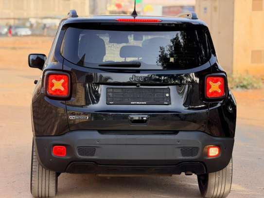 JEEP RENEGADE 🔘 Année :  *2018 image 3