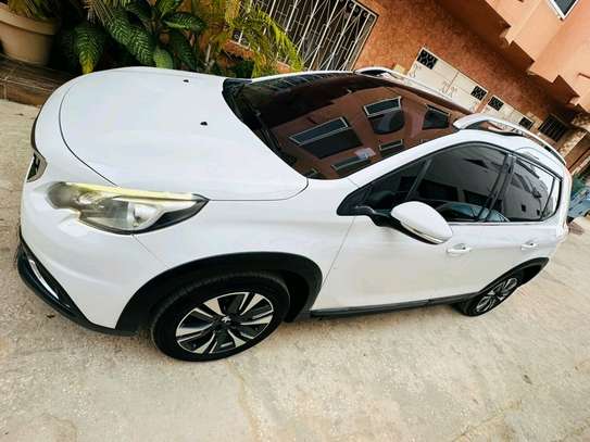 Peugeot 2008 2018 image 5