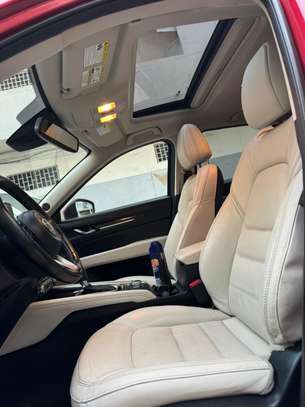 Je vend ma Mazda cx5 2019 automatique essence GT image 6