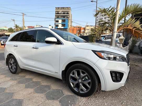Kia sorento EX image 5