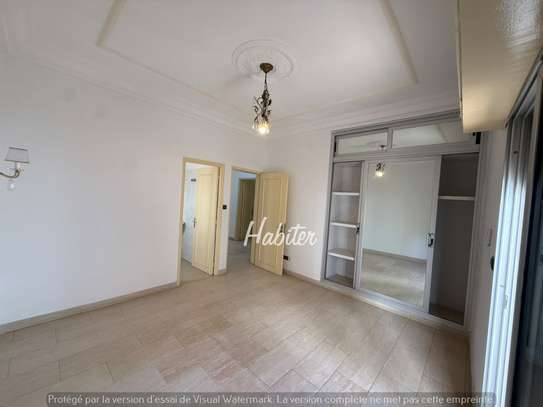 Villa R+1 à louer à Mermoz à la cité Sonatel image 9