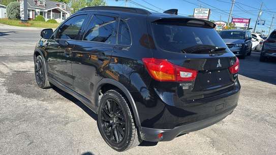 Mitsubishi RVR image 3
