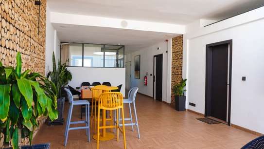 Location Salle réunion moderne image 2