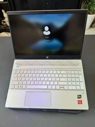 Hp Ryzen 5 / 12gb ram / ssd 128+1000gv ordinateur image 2