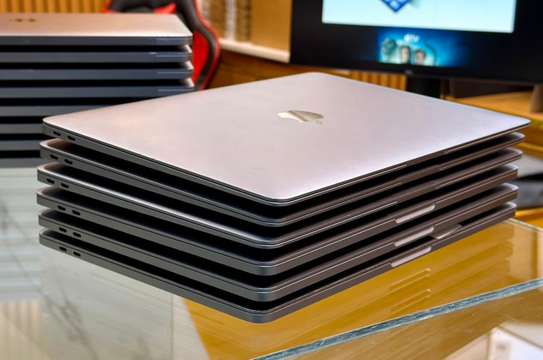 MacBook Pro TeachBar i7 2020 de 13-inch image 3