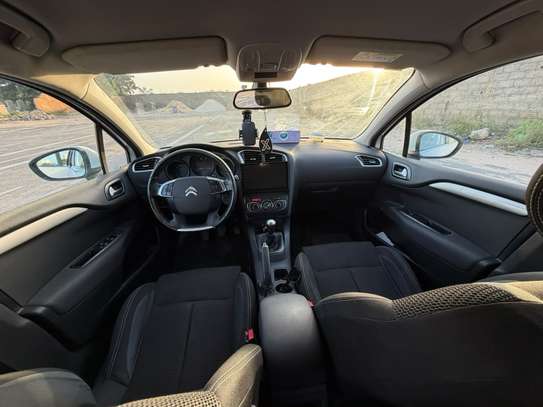 Citroen C4 2017 image 9