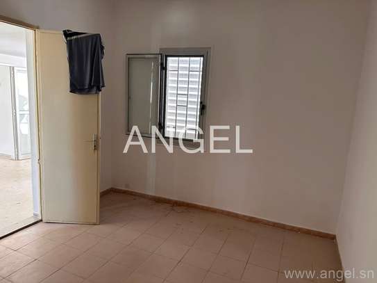 Ref_1843_GL Villa  à louer à Amitié 2 image 3