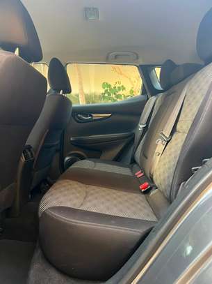 Nissan rogue sv image 11