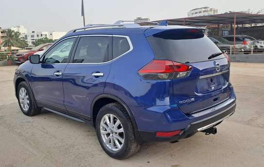 Nissan rogue 2017 image 3