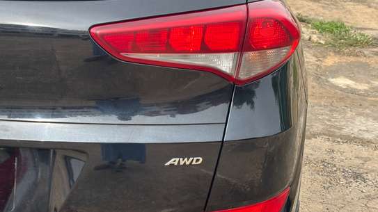 HYUNDAI TUCSON 2018 image 6