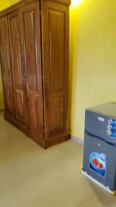 Chambres Meublées à louer à Thies image 6