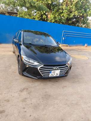 Hyundai elantra 2017 image 2