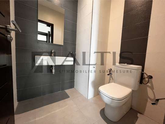 Appartement F4 à louer à Mermoz image 12