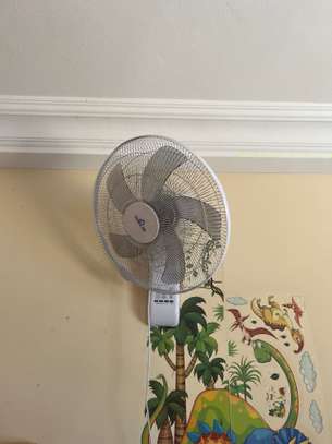Très joli ventilateur avec télécommande image 2