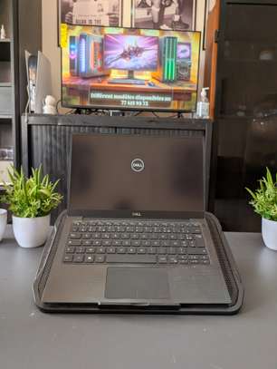 Ordinateur portable Dell xps i5 10th/ 256gb / 8gn ram image 2