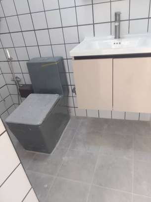 appartement a louer à mamelles cite makiou faye image 3