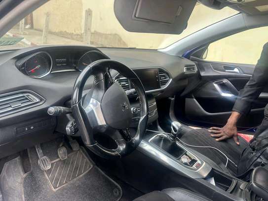 Peugeot  2018 image 4