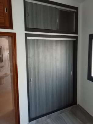 JOLI APPARTEMENT A LOUER A NGOR ALMADIES image 4