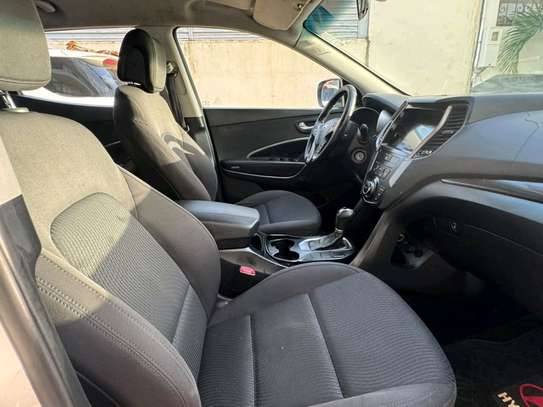 Hyundai santafe automatique image 10
