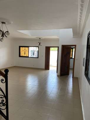 VILLA À LOUER AUX MAMELLES image 5