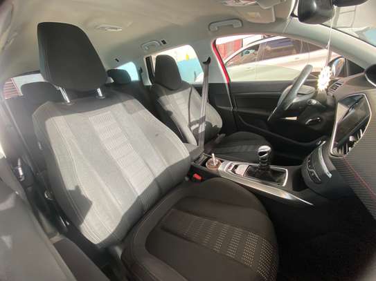 PEUGEOT 308 t9 image 3