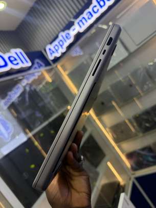 MacBook Pro M2 Pro 16 Pouces Ram 16Go SSD 512Go image 6