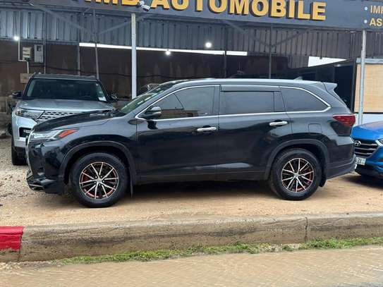 TOYOTA HIGHLANDER 2017 image 2
