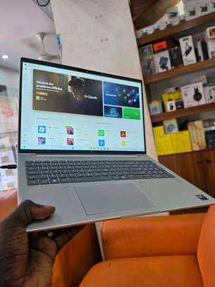 HP elitebook 660 G11 image 2