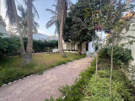 Villa à Louer à Mermoz Sotrac derrière El Tonn image 12