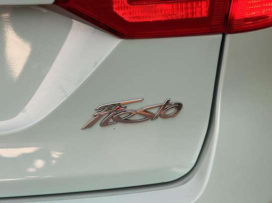 Ford fiesta 2017 image 5