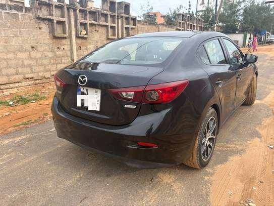 Location Mazda 3 2018 image 11