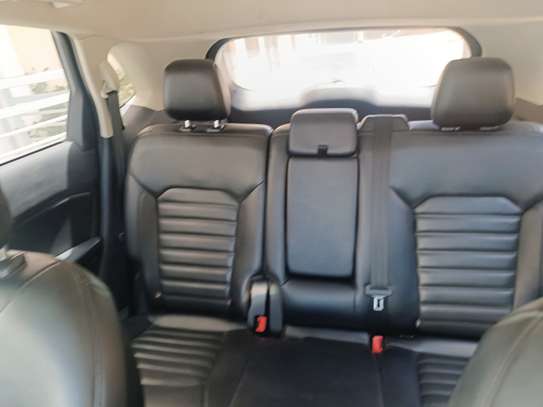 Ford Edge SEL Titanium image 9