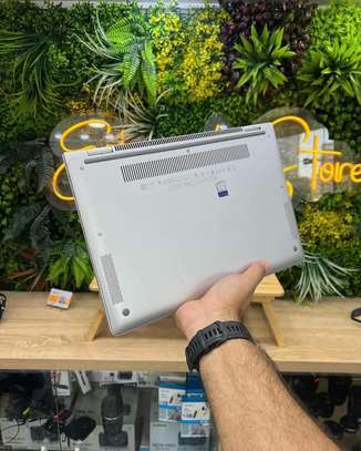 Hp Elitebook 1030 G2 image 3
