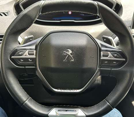 Peugoet 3008 automatic image 14