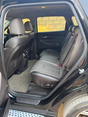 Hyundai Santafe 2019 image 9